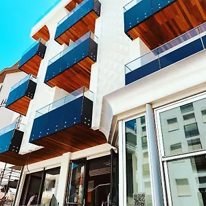 Hotel Montecarlo - Vista Mare Con Piscina & Area Fitness, Riccione
